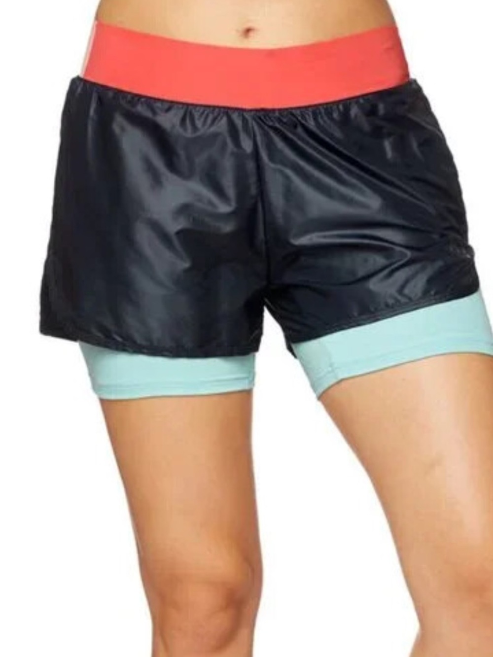 KARI TRAA Women Running Training Sigrun shorts Wind & Water resistant Sz M